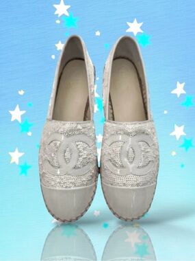 🆕💞CHANEL White Sequins Patent Leather CC Logo Cap Toe Espadrilles Flats • EU 37